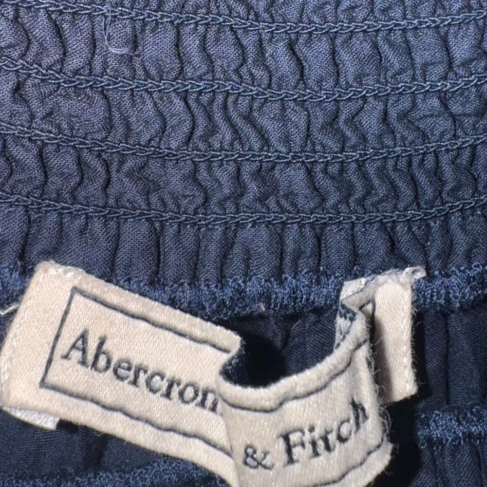 Abercrombie & Fitch Navy Blue Embroidered Top - Picture 2 of 5